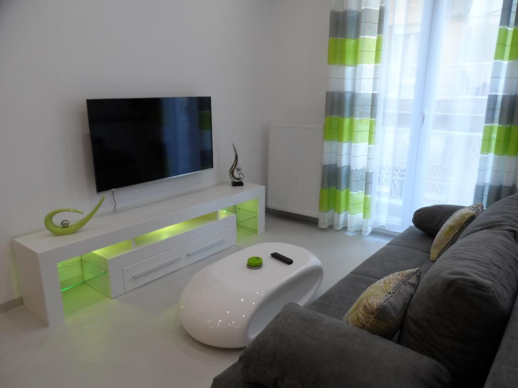 Laura Deluxe Apartment سالونيك المظهر الخارجي الصورة